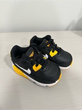 Nike Air Max 90 Leather TD 'Black University Gold'